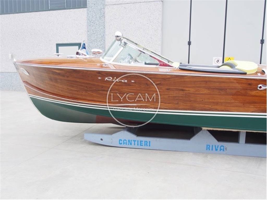 Riva Tritone