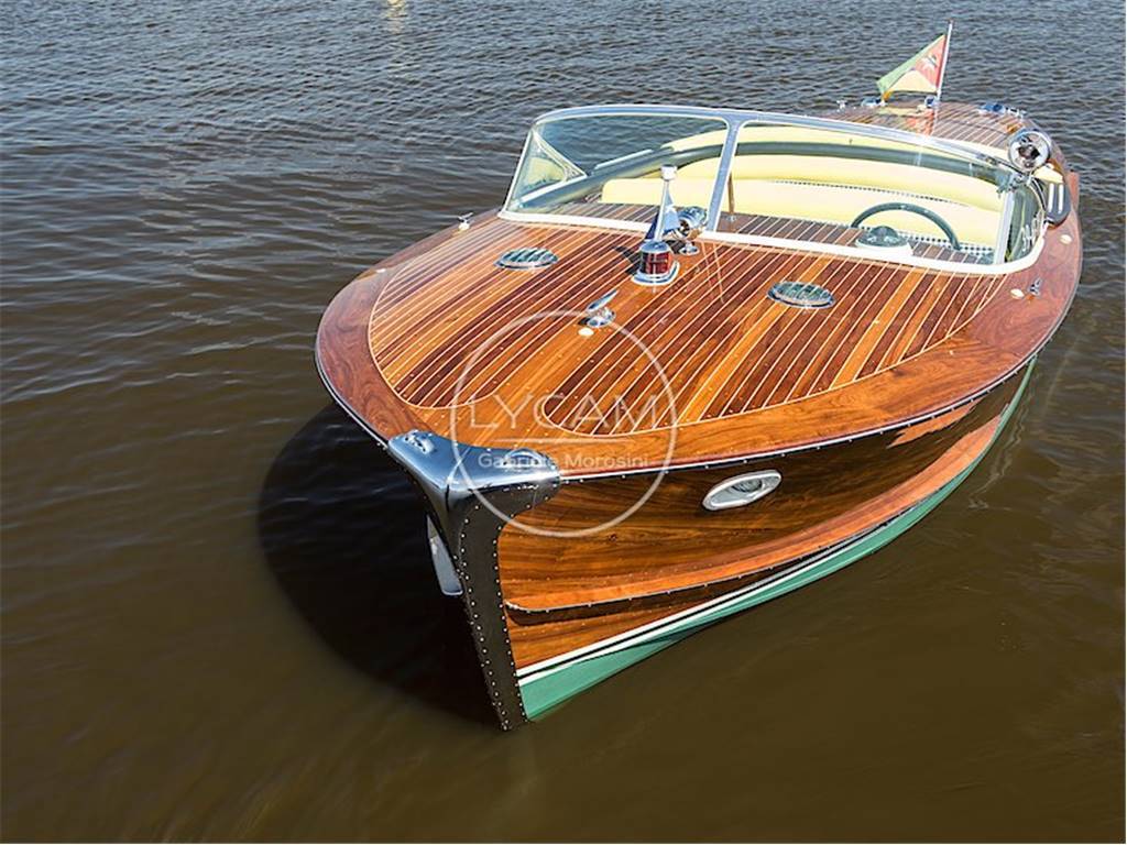 Riva Tritone