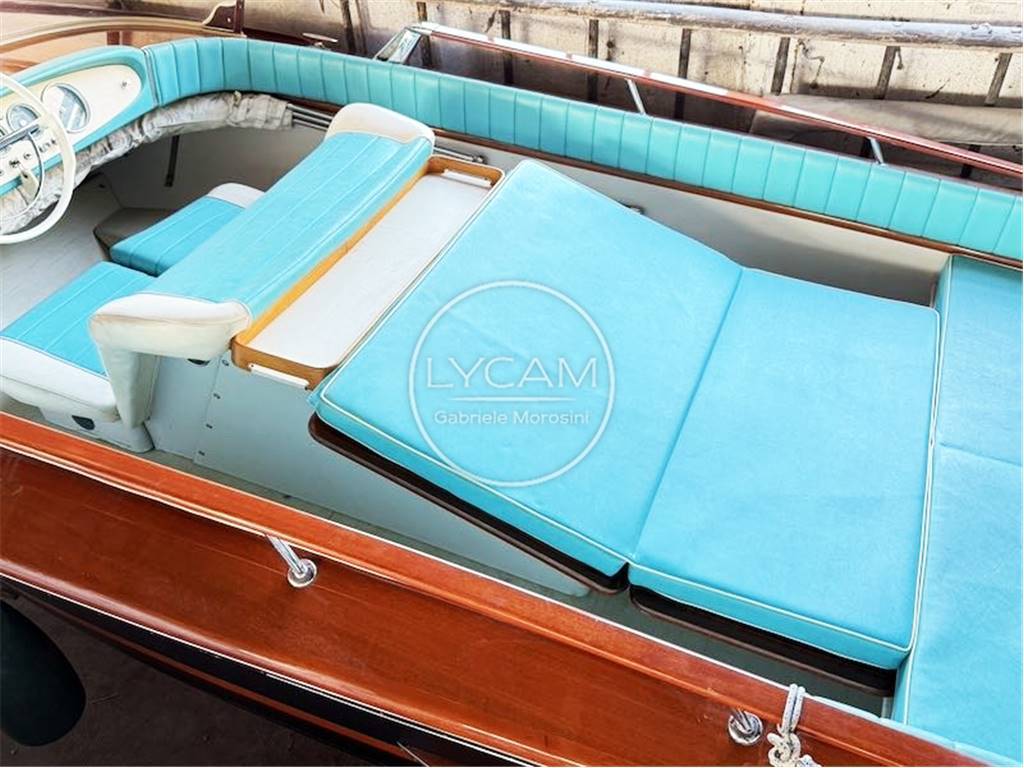 Riva Junior