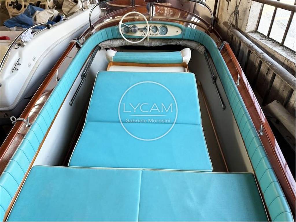 Riva Junior