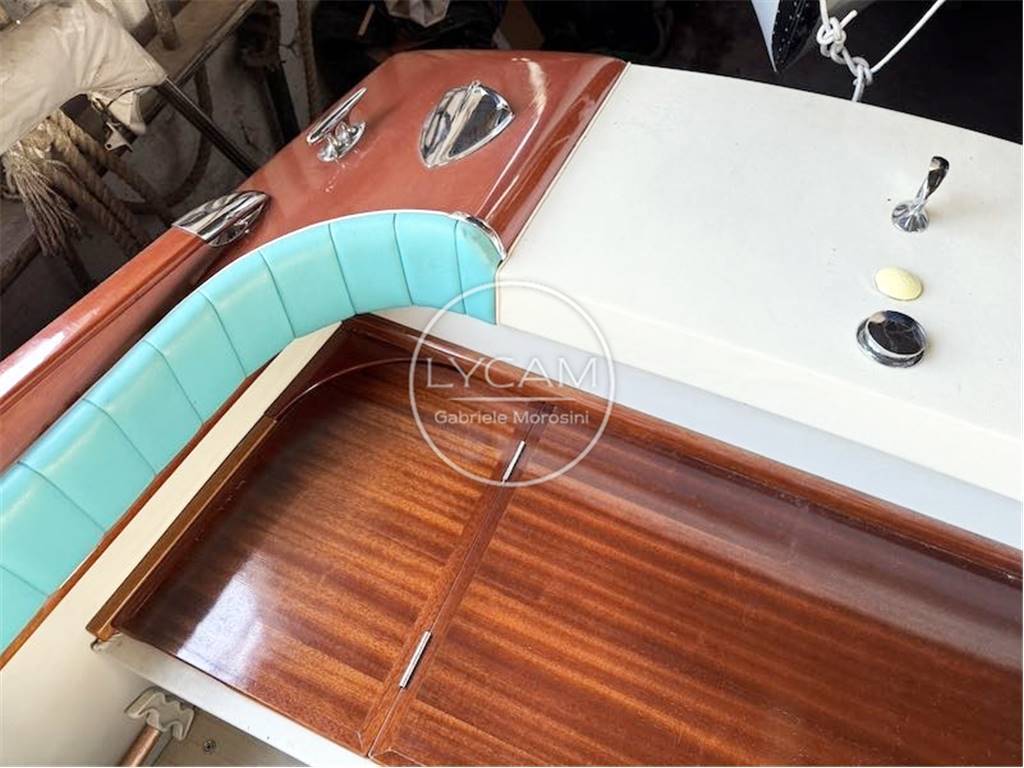 Riva Junior
