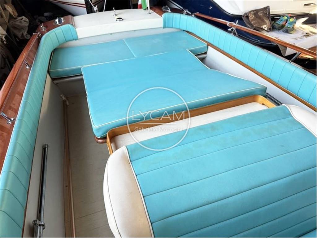 Riva Junior