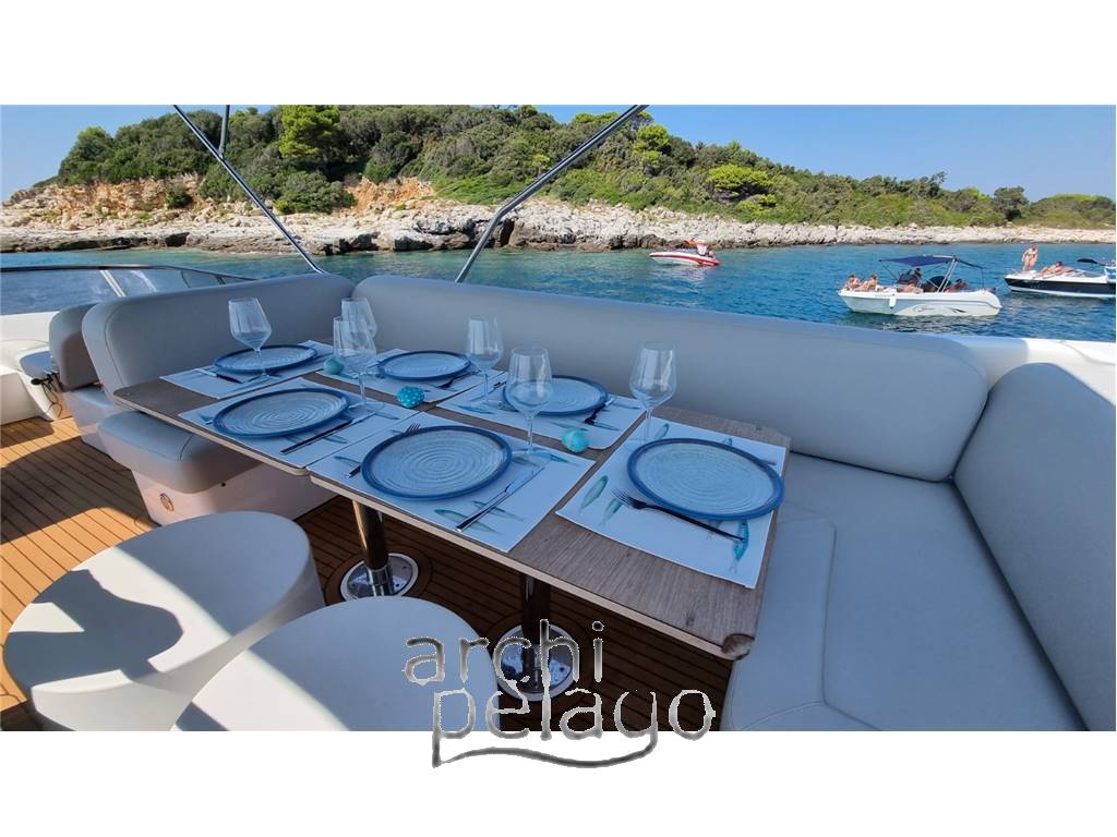 Bavaria Yachtbau GMBH Virtess 420 FLY