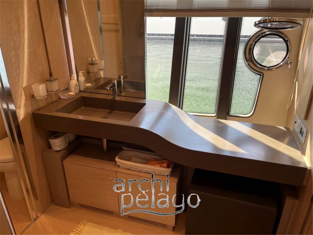 Ferretti SPA 720