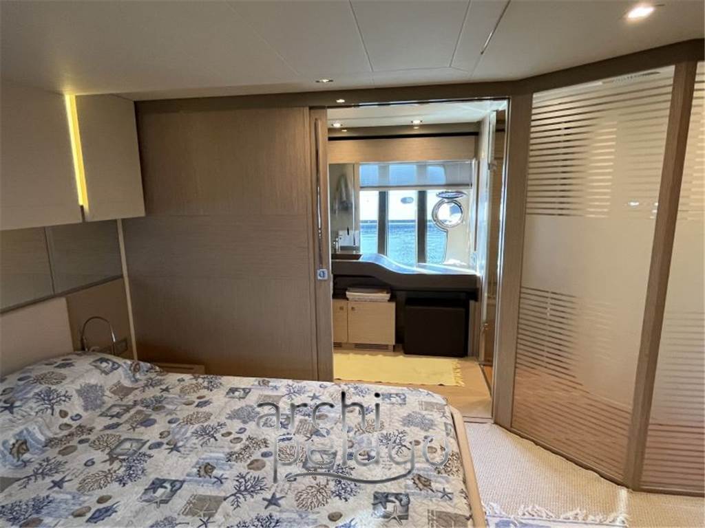 Ferretti SPA 720