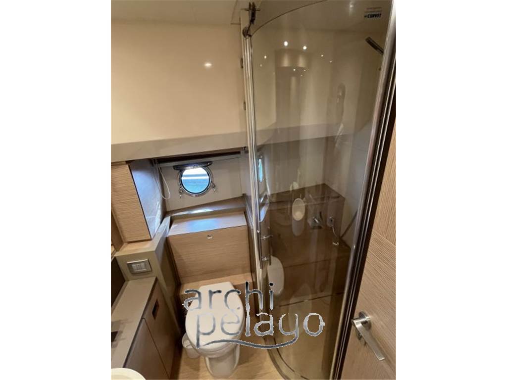 Ferretti SPA 720