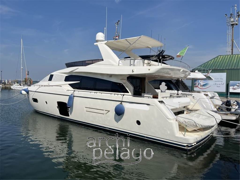 Ferretti SPA 720