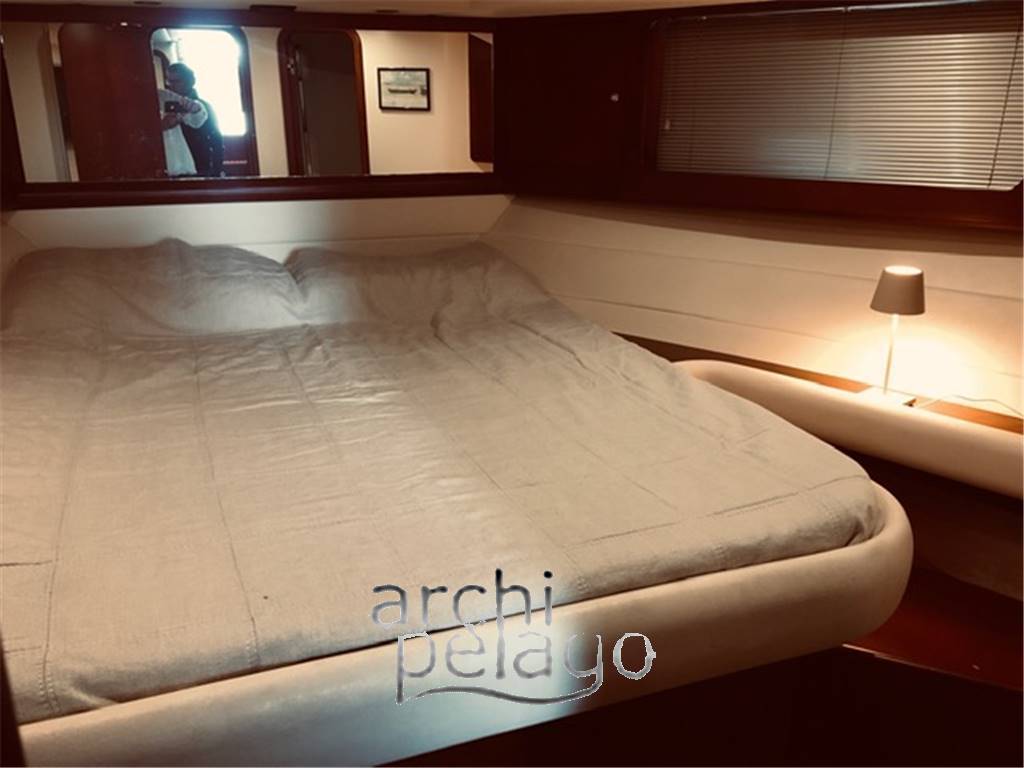 Uniesse Marine 48' T-Top