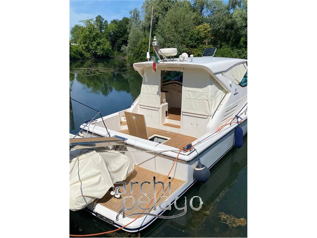 Uniesse Marine 48' T-Top