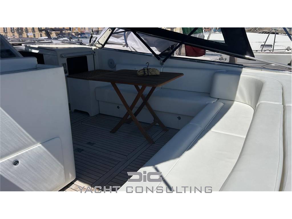 Magnum Marine Magnum 40 Sport