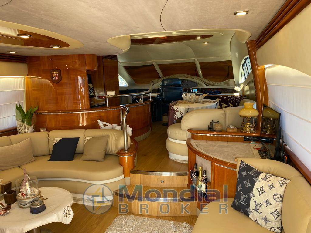 Azimut AZ 62