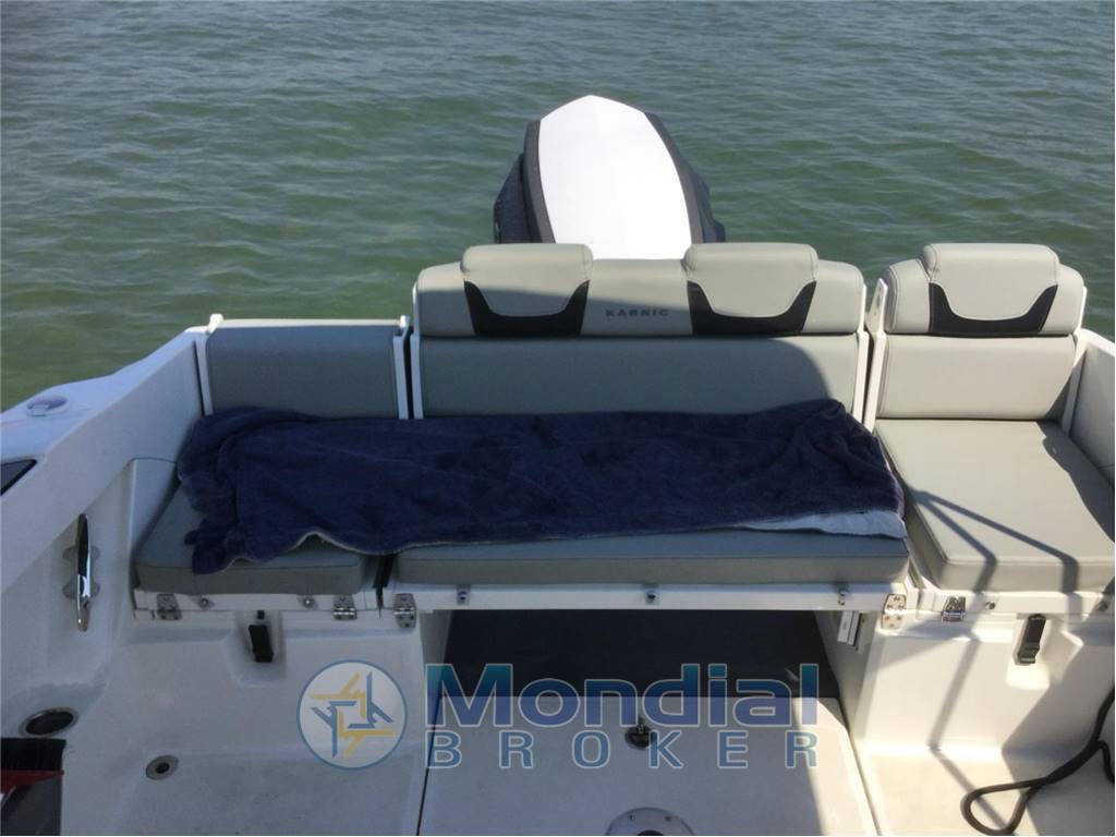 Karnic Powerboats LTD - Cipro Karnic 702 SL