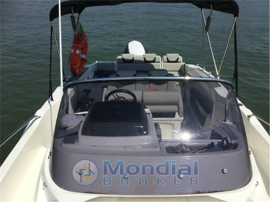 Karnic Powerboats LTD - Cipro Karnic 702 SL