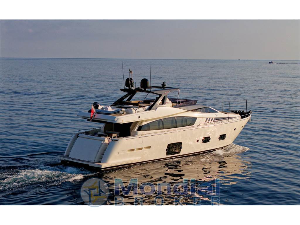 Ferretti Yachts FERRETTI 800 HT