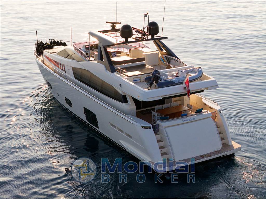 Ferretti Yachts FERRETTI 800 HT