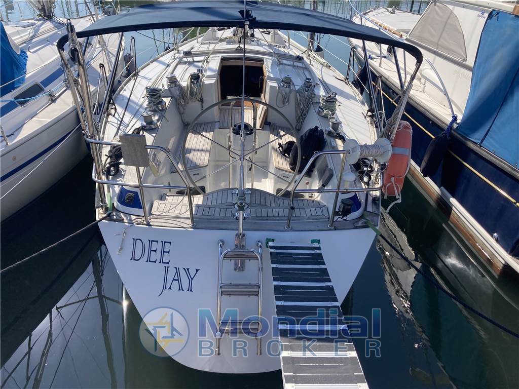 Cantiere del Pardo GRAND SOLEIL 39