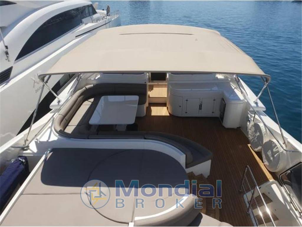 Ferretti Yachts FERRETTI CUSTOM LINE 94 - scafo #20
