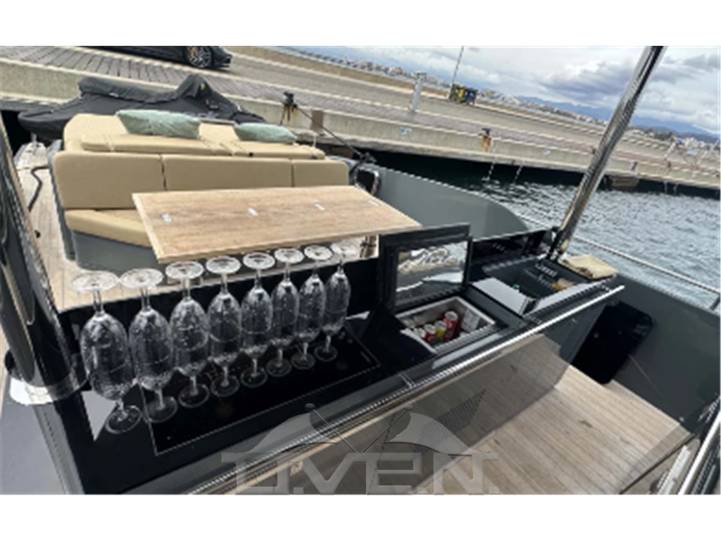 SACS  REBEL REBEL 47 hard top
