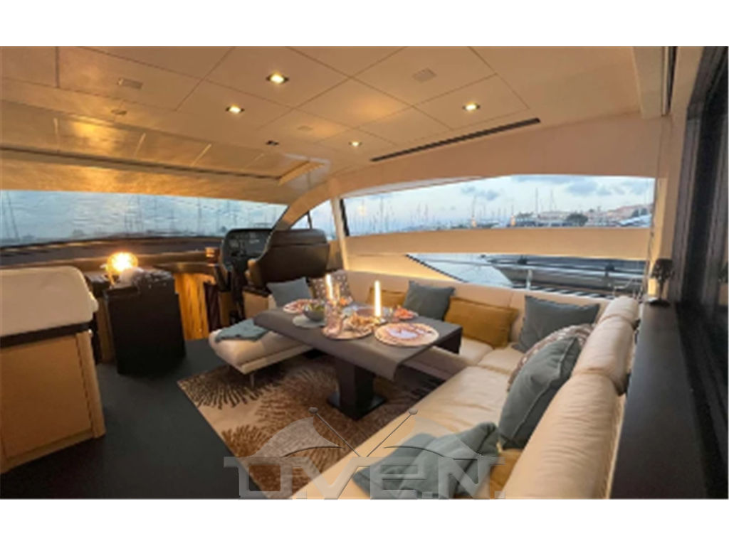 Pershing 64 64 Hard Top