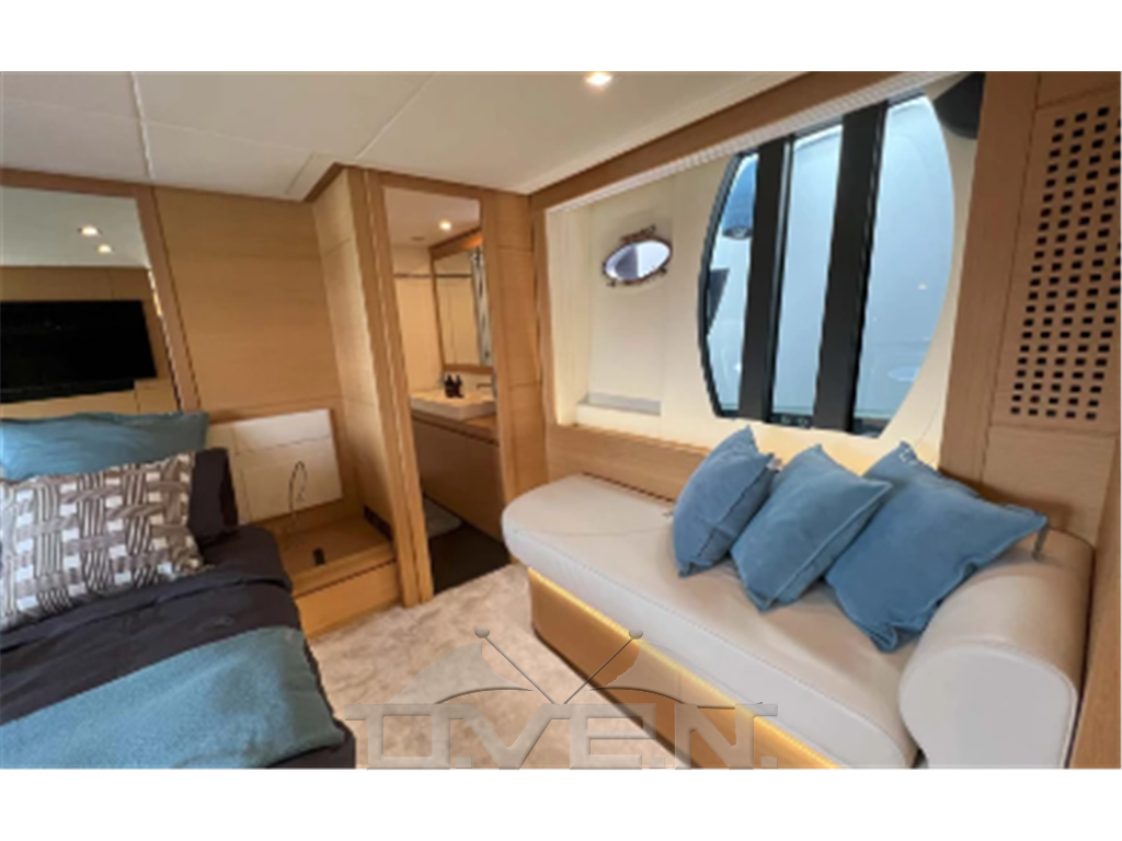 Pershing 64 64 Hard Top
