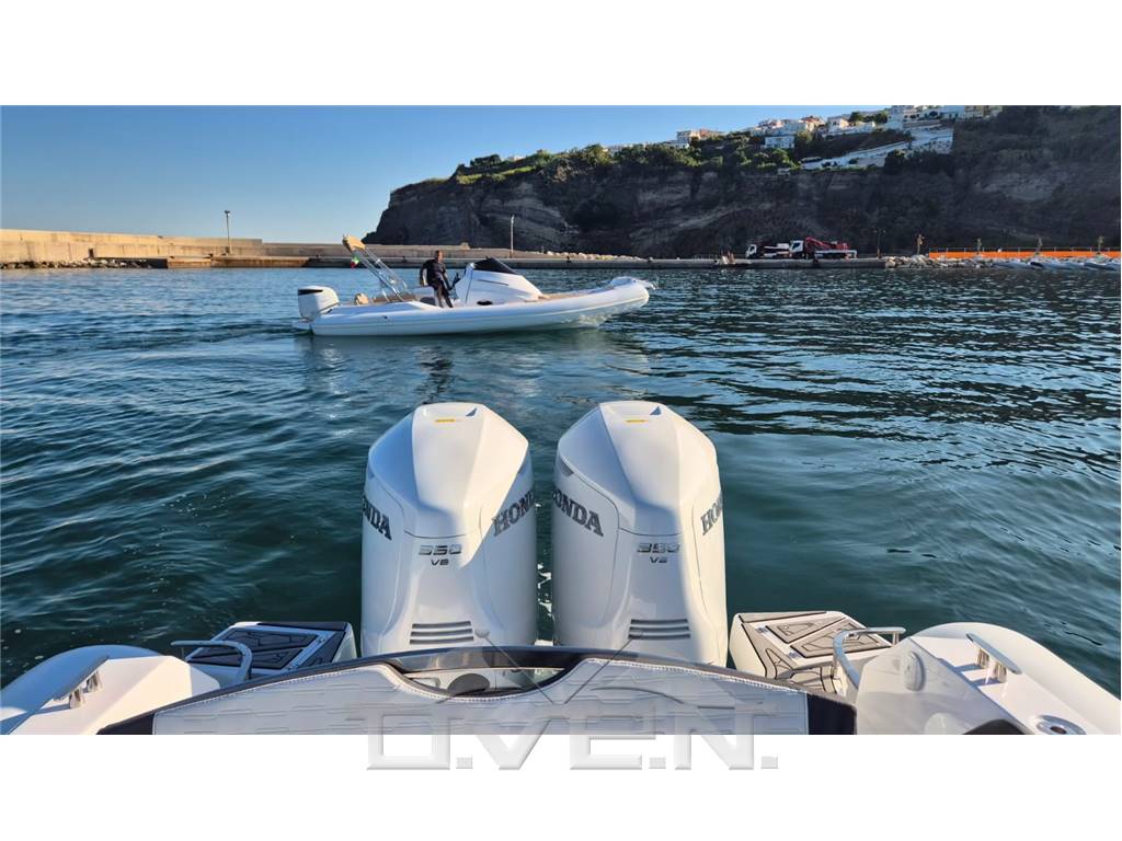 Starmar Hard Top 10.85 Two Cabin