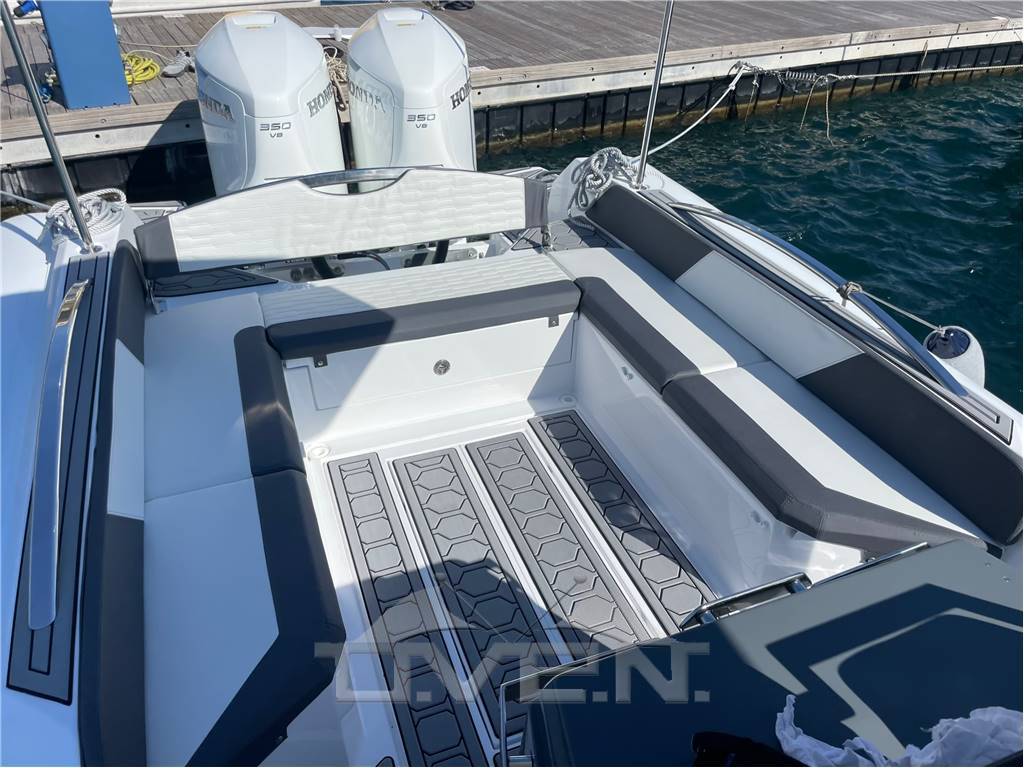 Starmar Hard Top 10.85 Two Cabin