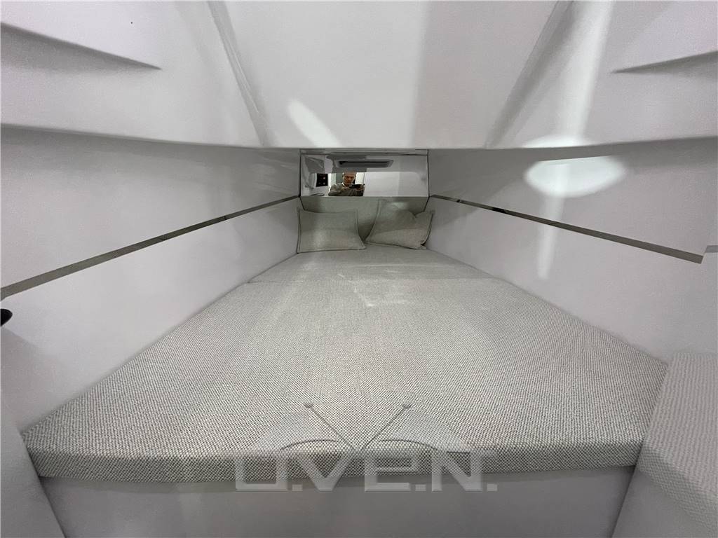 Starmar Hard Top 10.85 Two Cabin