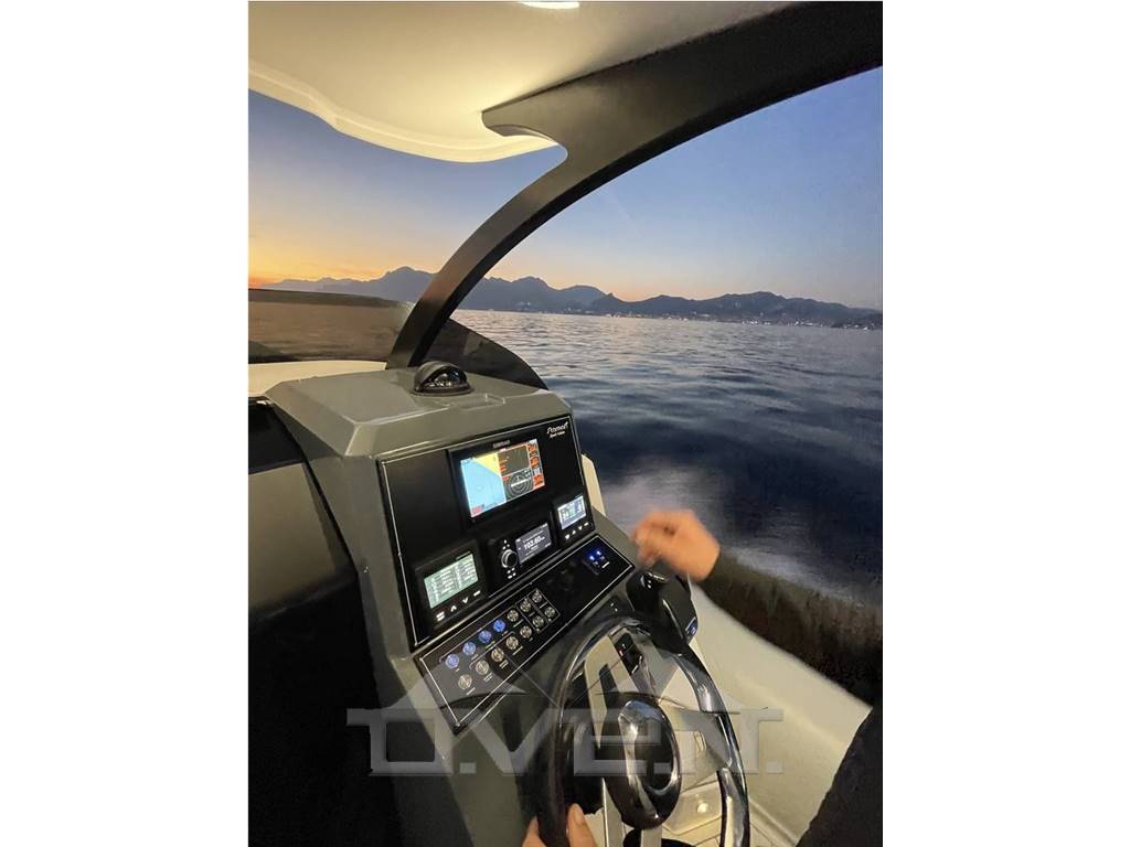 Starmar Hard Top 10.85 Two Cabin