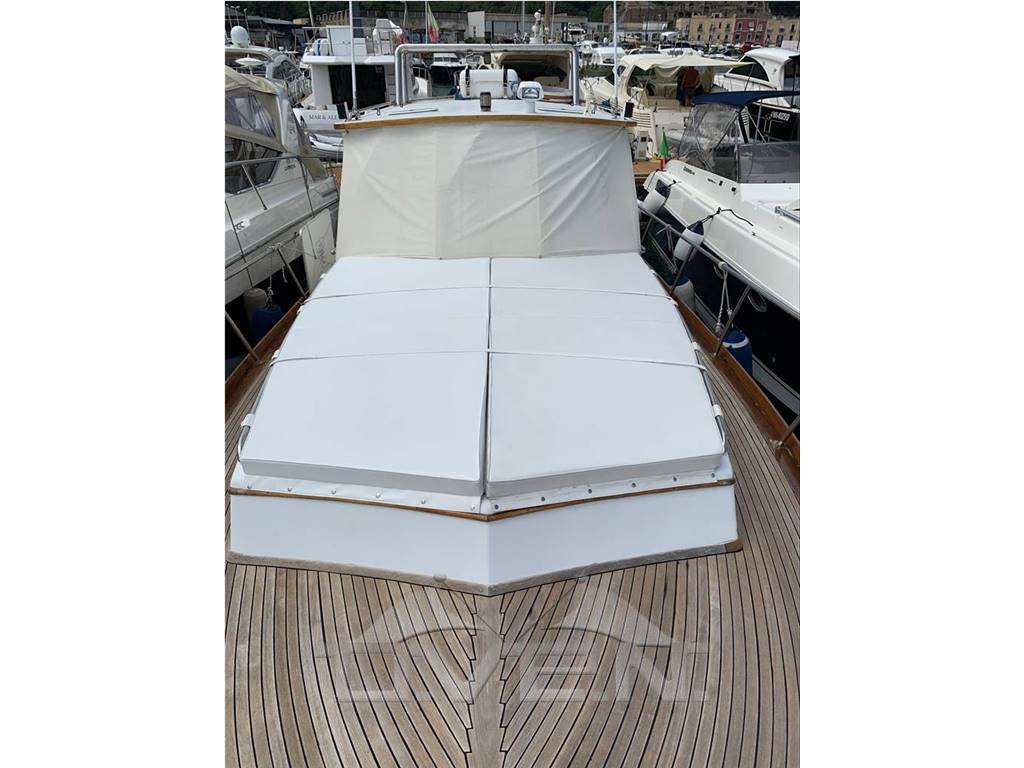 Motomar 43 43 hard top