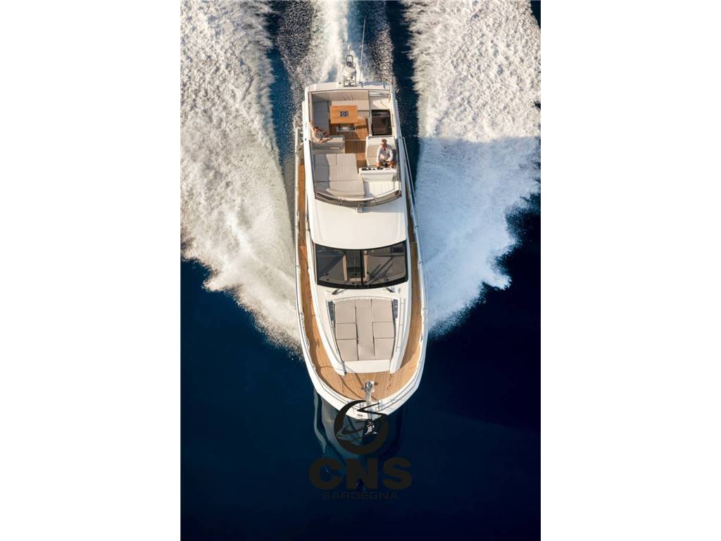 Prestige 520 F