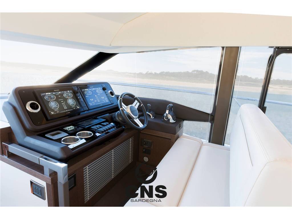 Prestige 520 F