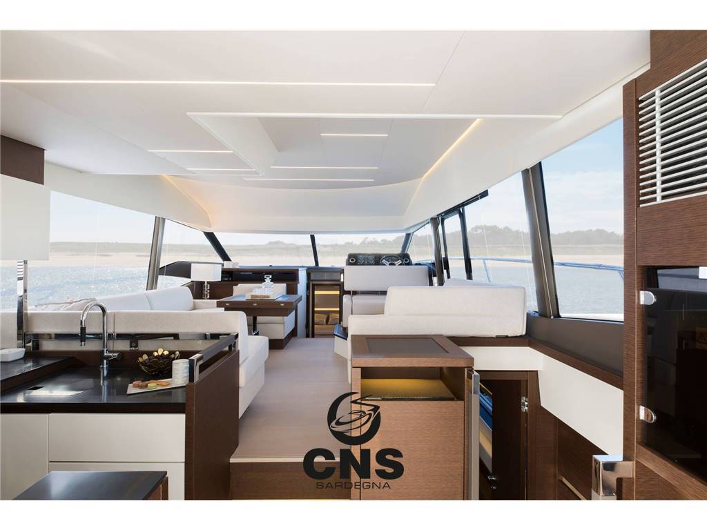 Prestige 520 F