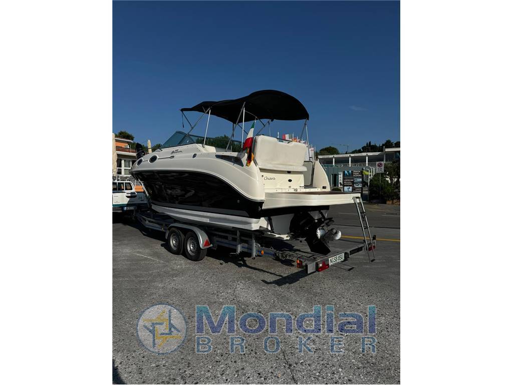 Sea Ray 255 Sundancer