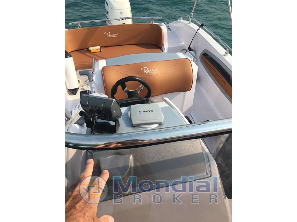 Ranieri Shadow 24