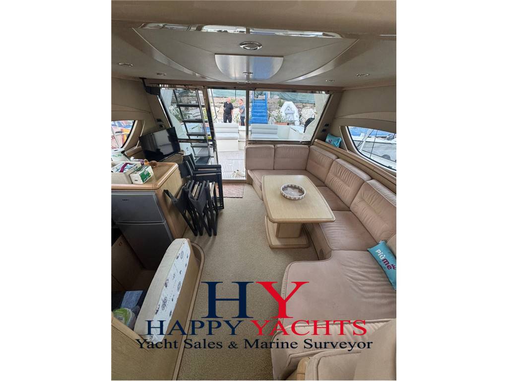 Ferretti Yachts 460