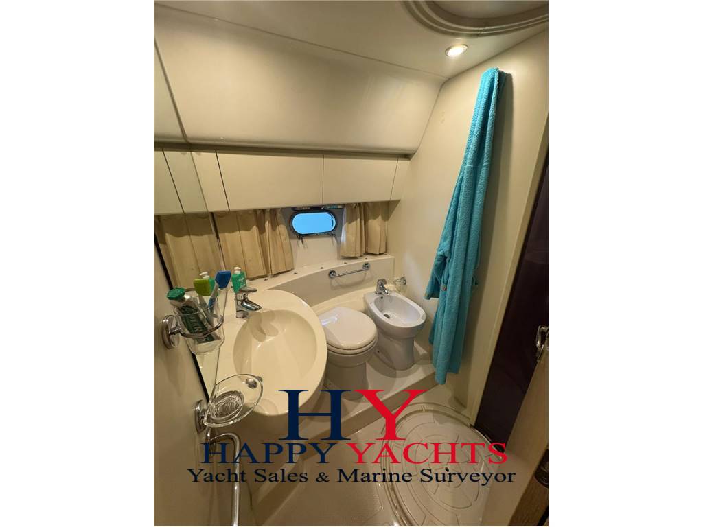 Ferretti Yachts 460