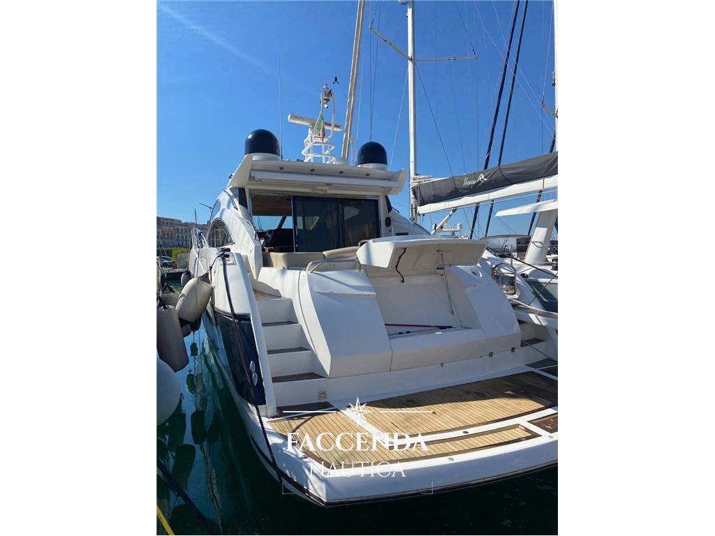 SUNSEEKER PREDATOR 62