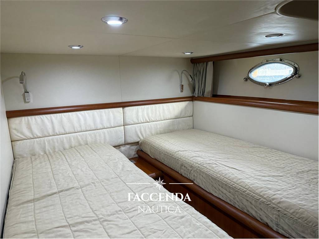 SUNSEEKER PREDATOR 61