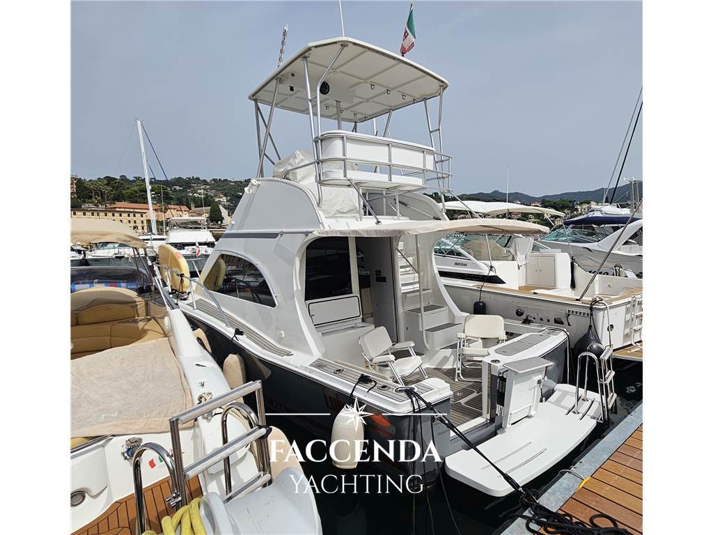 LUHRS 32 fly