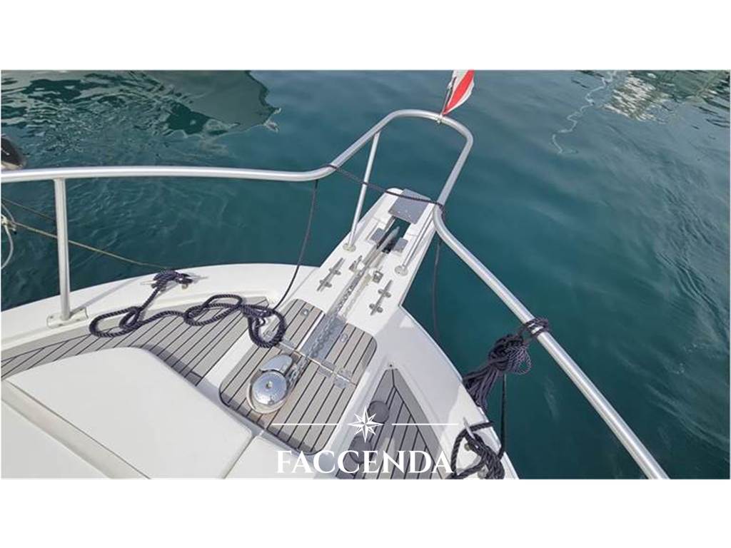 LUHRS 32 fly