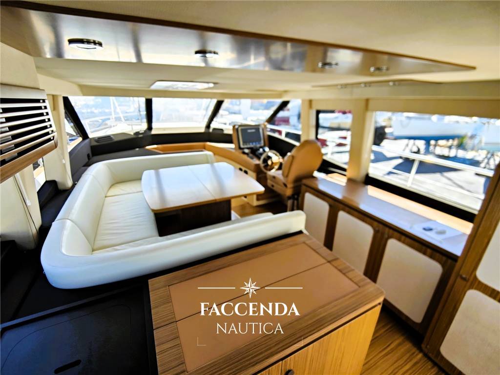 AZIMUT MAGELLANO 53