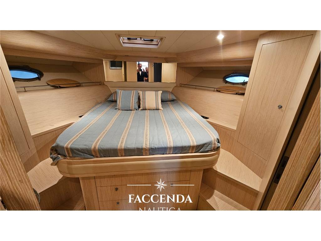 UNIESSE MARINE UNIESSE 48 OPEN