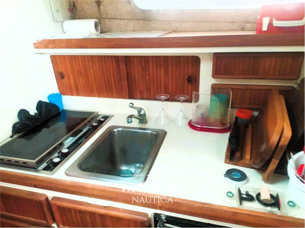 BOSTON WHALER 31 Sport Fisherman