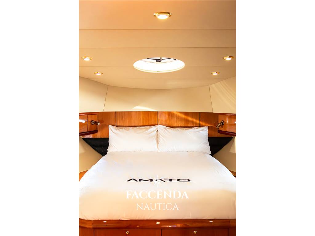 SUNSEEKER MANHATTAN  74