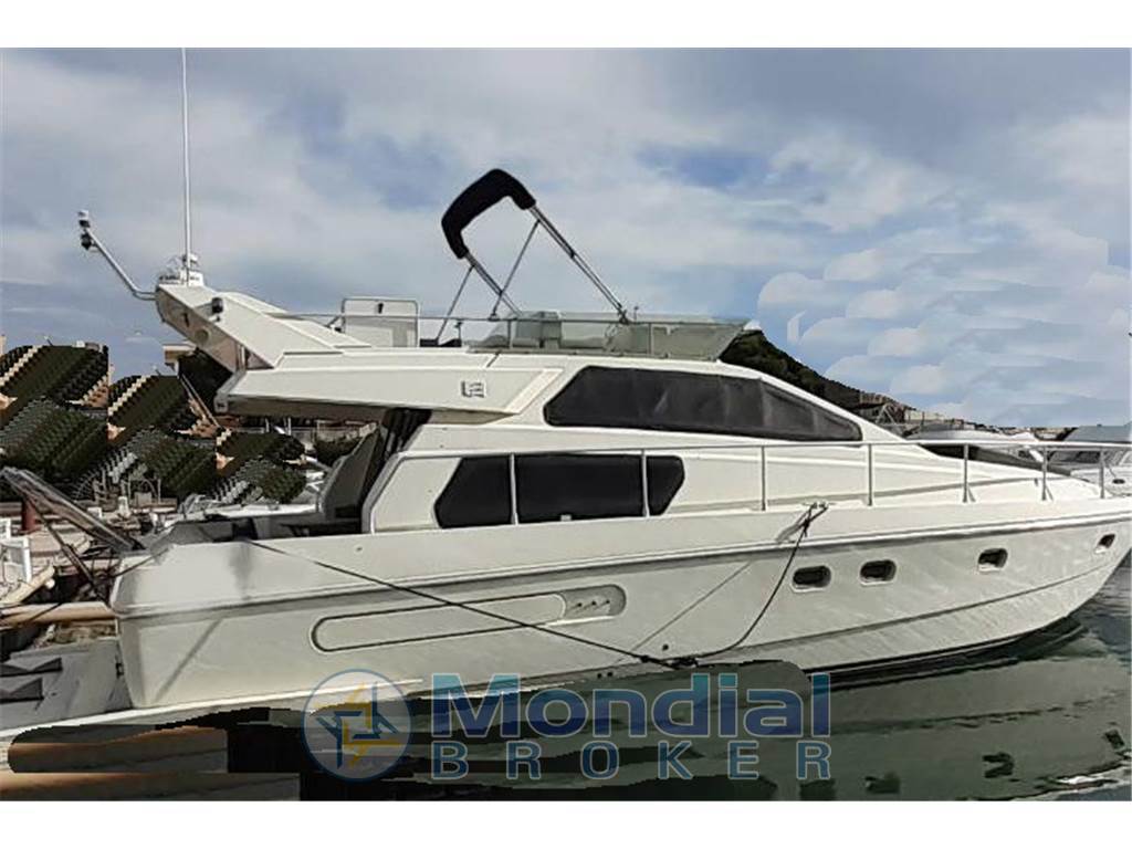 Ferretti 135