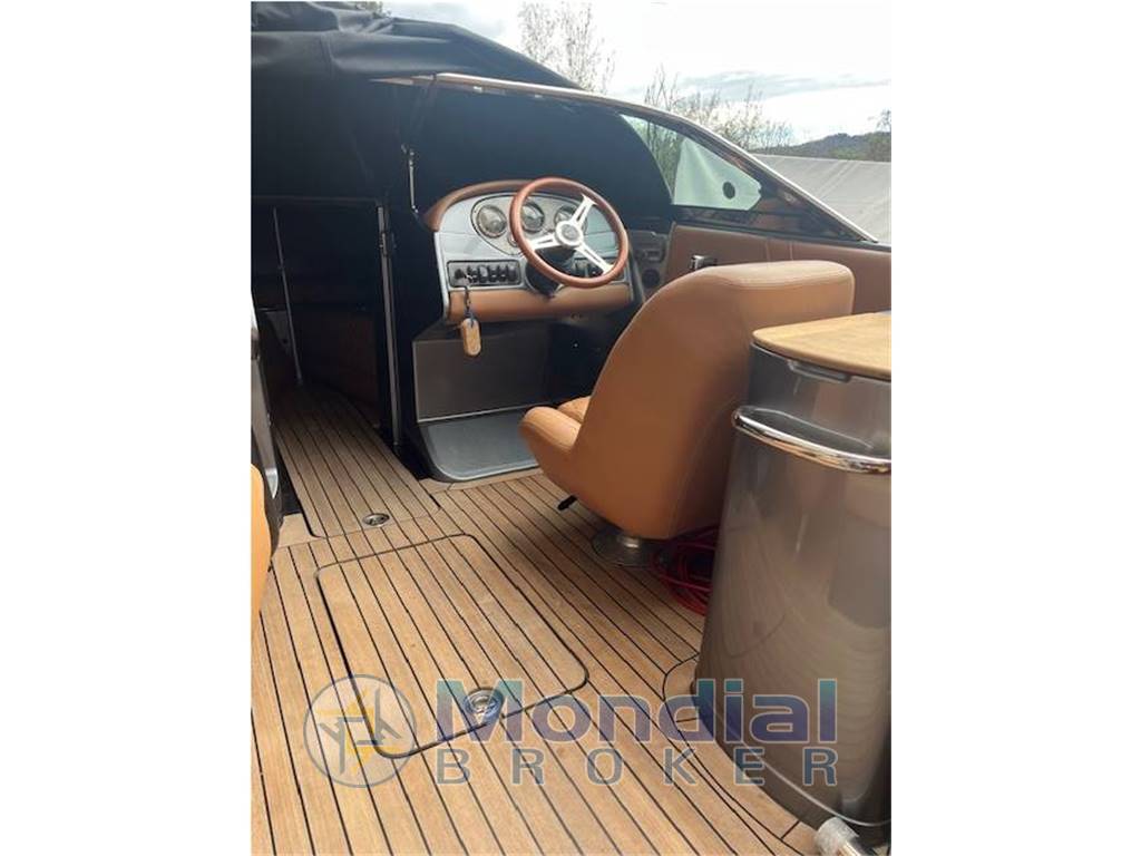 Chris Craft Launch 25