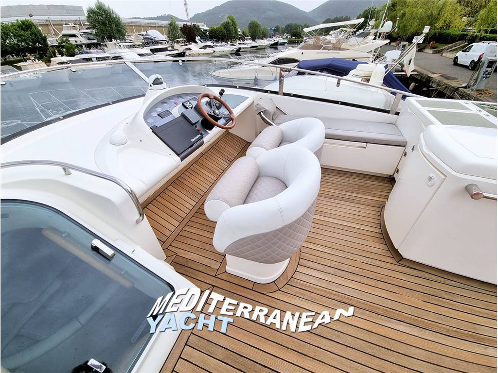 Fairline Squadron 55