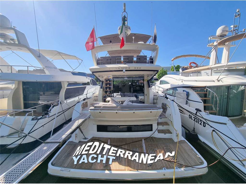PRESTIGE YACHTS 550 F-LINE