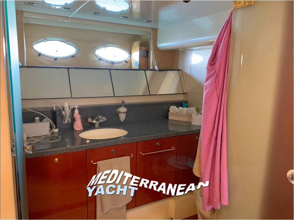 Fairline - Squadron 62