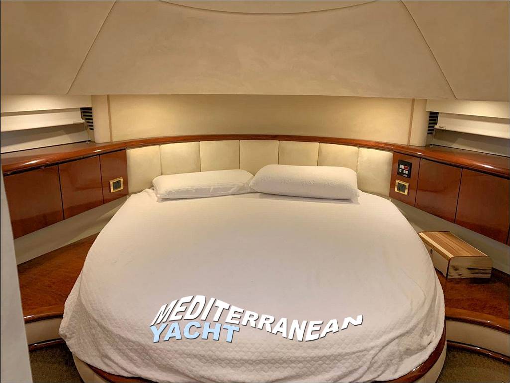 Fairline - Squadron 62